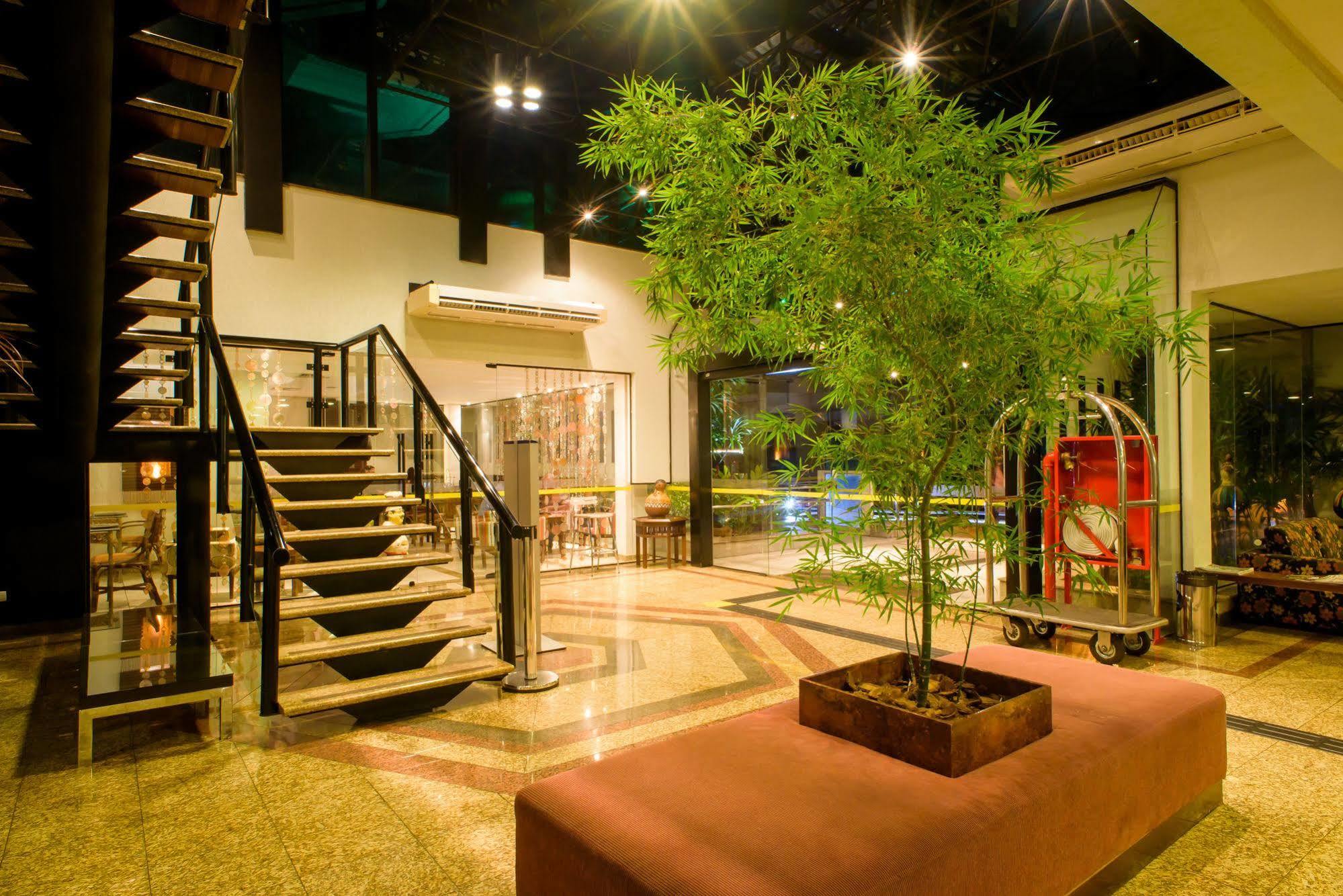 Bahamas Suite Hotel Campo Grande  Zewnętrze zdjęcie