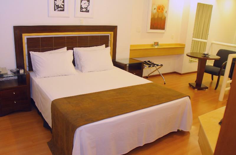 Bahamas Suite Hotel Campo Grande  Zewnętrze zdjęcie